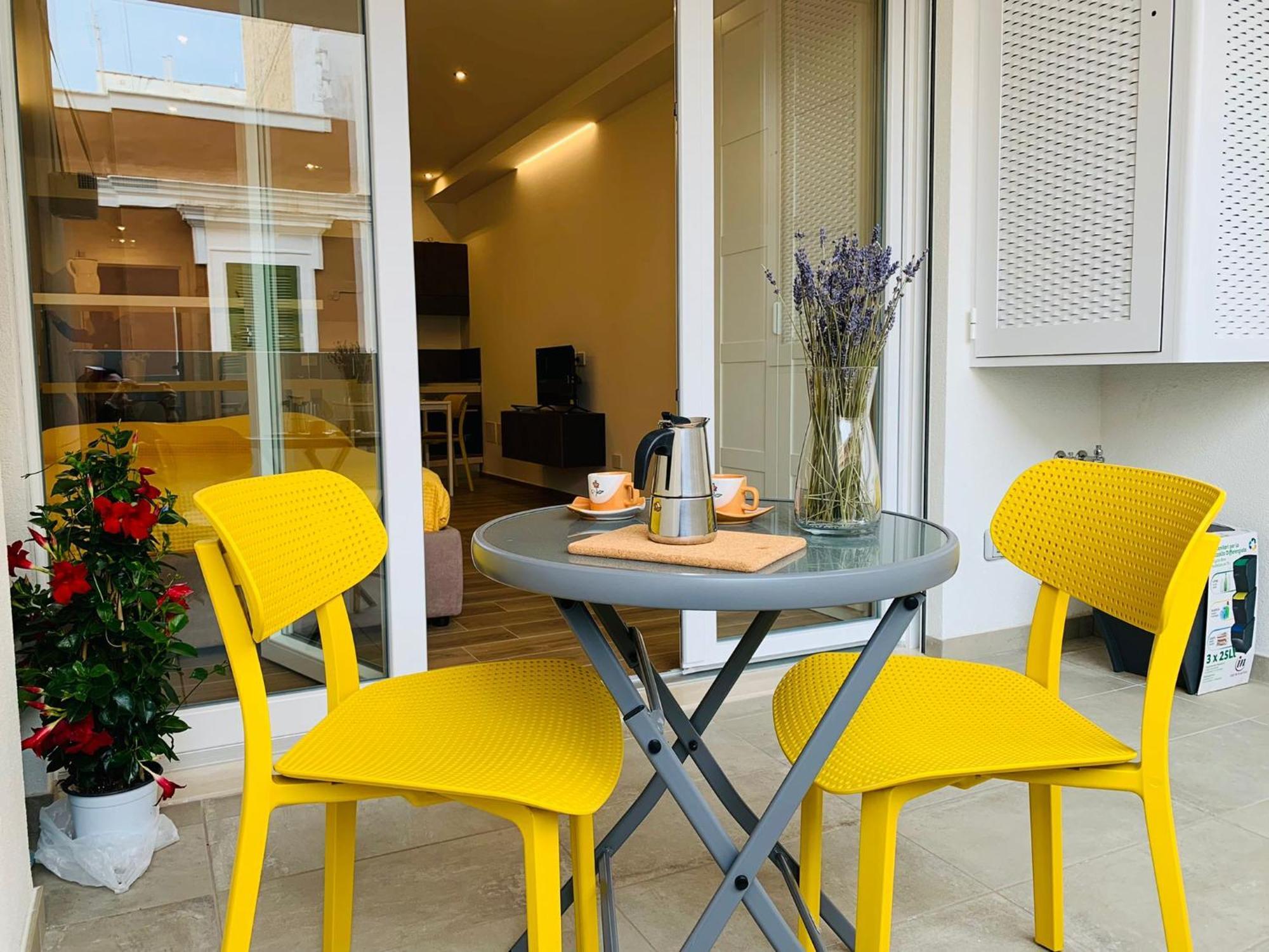 Domus13-With Private Parking Apartment Bari Exterior photo