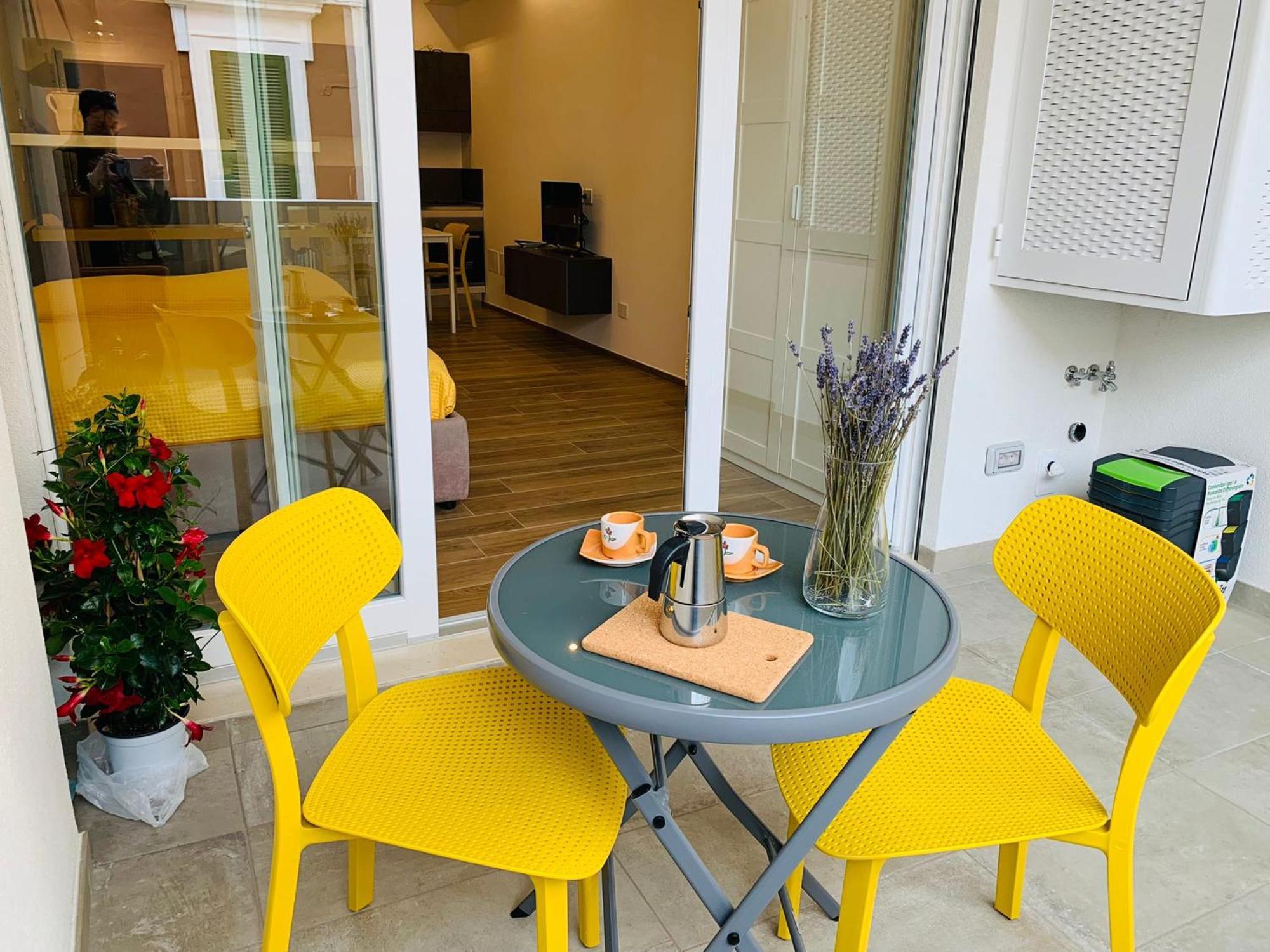 Domus13-With Private Parking Apartment Bari Exterior photo